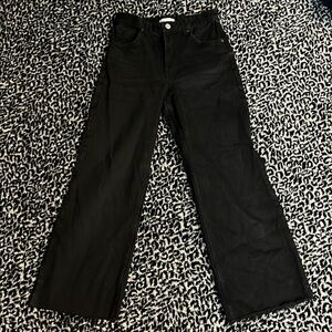 Black wide leg Zara jeans. Size 4 US.